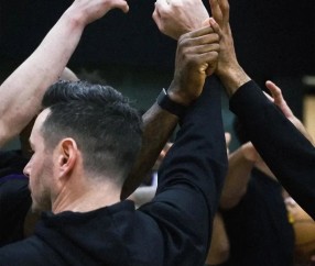 爱游戏官网-关于集结日NBA总决赛焦点战；洛杉矶湖人战术微调；管理层满意；轮换策略成焦点的信息