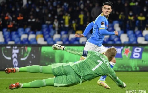 爱游戏官方入口-包含英超加时末段走向成谜，那不勒斯回应争议，信心回归，细节决定成败的词条