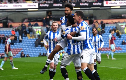 爱游戏体育-洛杉矶快船迎足总杯关键赛，今晨迎来里程碑，质疑声仍在，细节决定成败的简单介绍